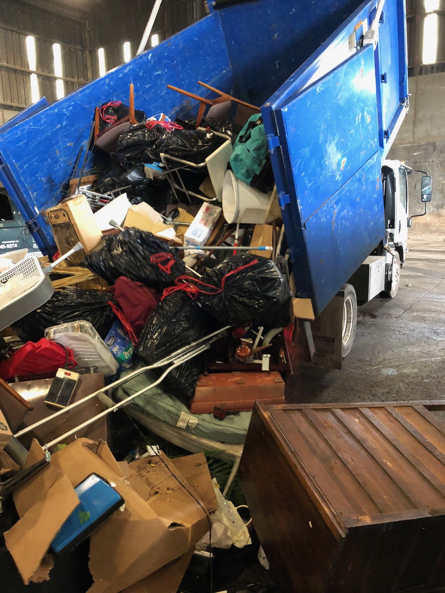 Roll-off dumpster delivery in Fairfield County by Stamford Junk Pros